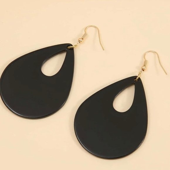 ๐HP๐ ๐ฆ 3/$24 Colorful teardrop floral earrings / NWOT - Picture 5 of 6